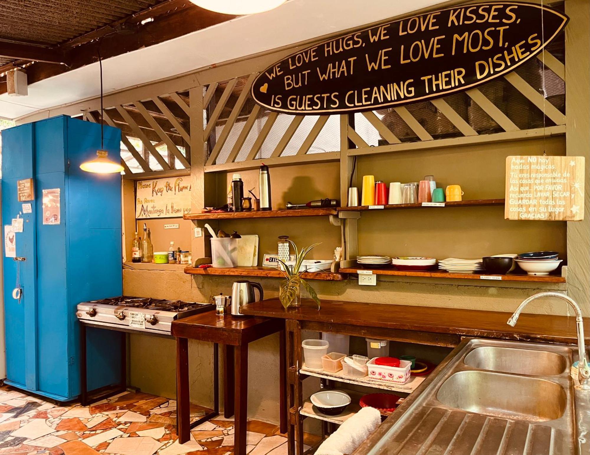 La Ruka Hostel Puerto Viejo de Talamanca ภายนอก รูปภาพ